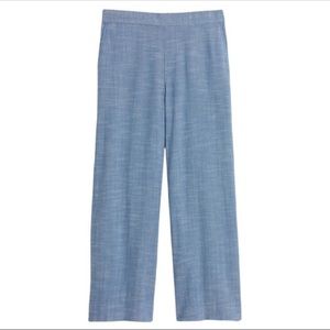 Banana Republic Factory Rowan Wide Leg Cropped Pant in Linen-Look Chambray Blue